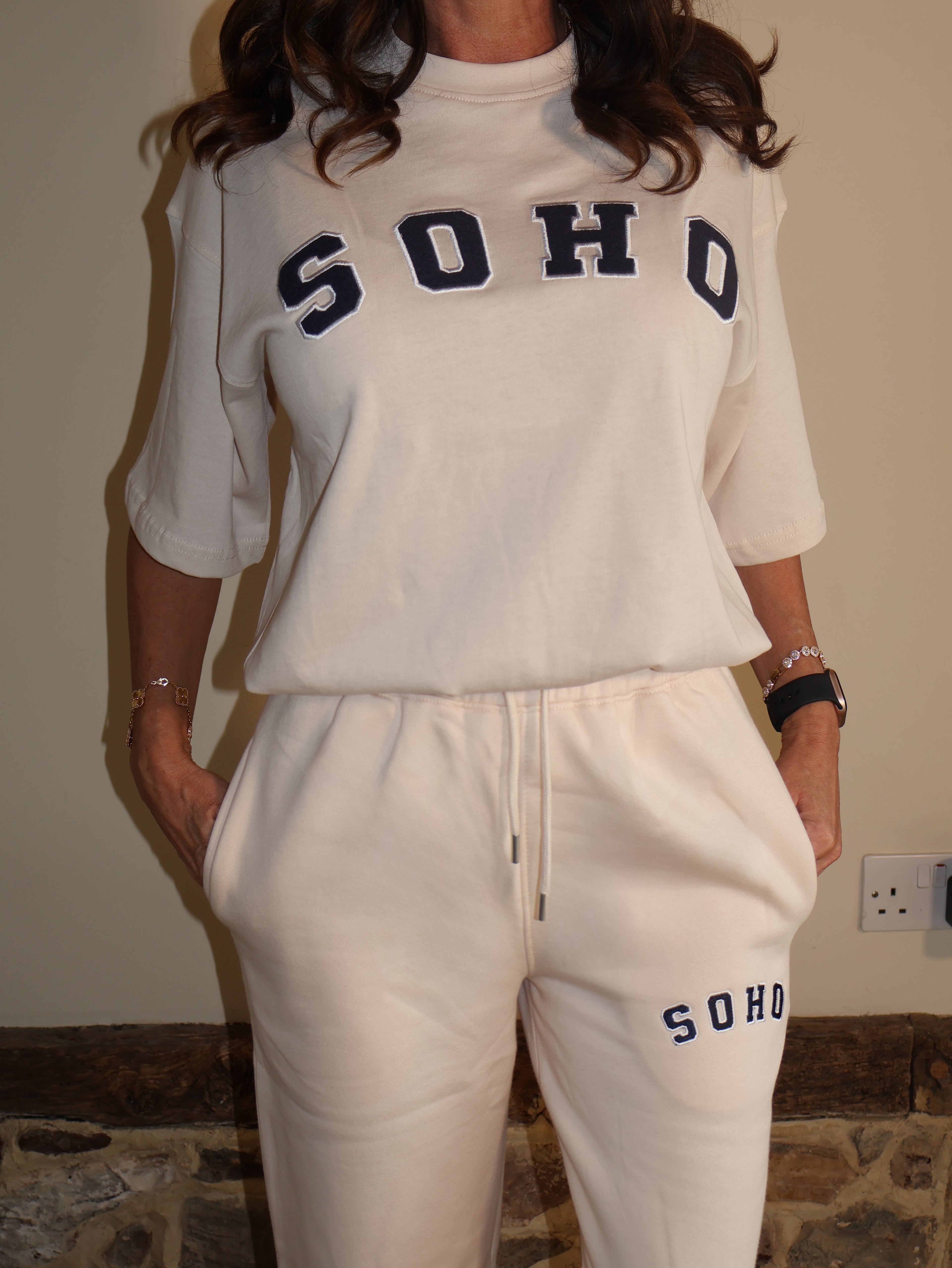 SOHO TRACKSUIT - T-SHIRT AND WIDE LEG BOTTOMS